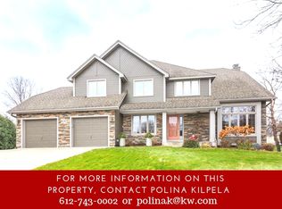 4247 Cottonwood Pl, Vadnais Heights, MN 55127