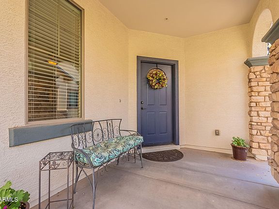 5th image of 2472 E VERMONT Drive