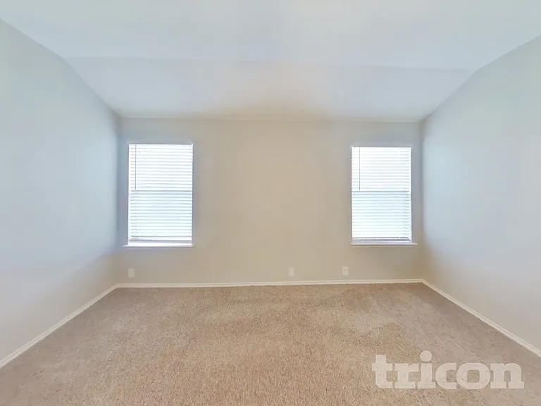 120 Bison Meadow Dr — Photo 5