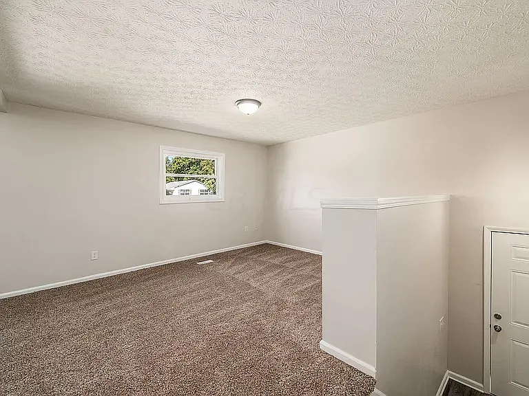 4 bed, 1718 sqft, $1,750 — Photo 3