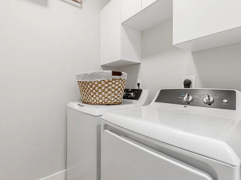 41 SW Seminole St #410 — Photo 24