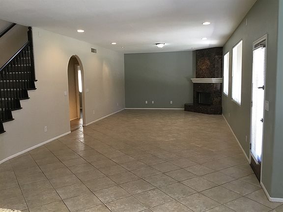 4th image of 5615 E Kings Ave
