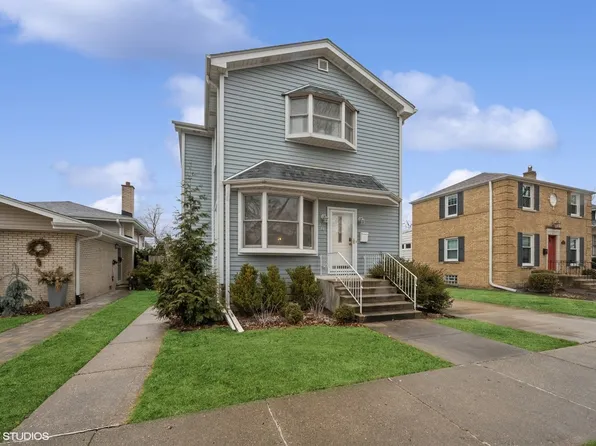 208 N Knight Ave, Park Ridge, IL 60068