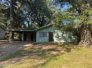 237 Queen Anne Ln, Jackson, MS