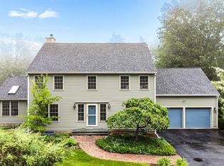 17 Barberry Ln, West Newbury, MA 01985