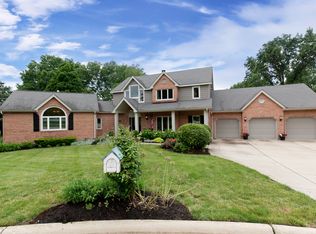 7S670 Carriage Way Ct, Naperville, IL