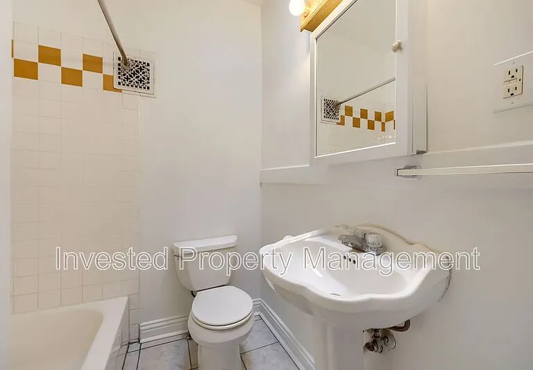 533 E 6th Ave — Photo 9