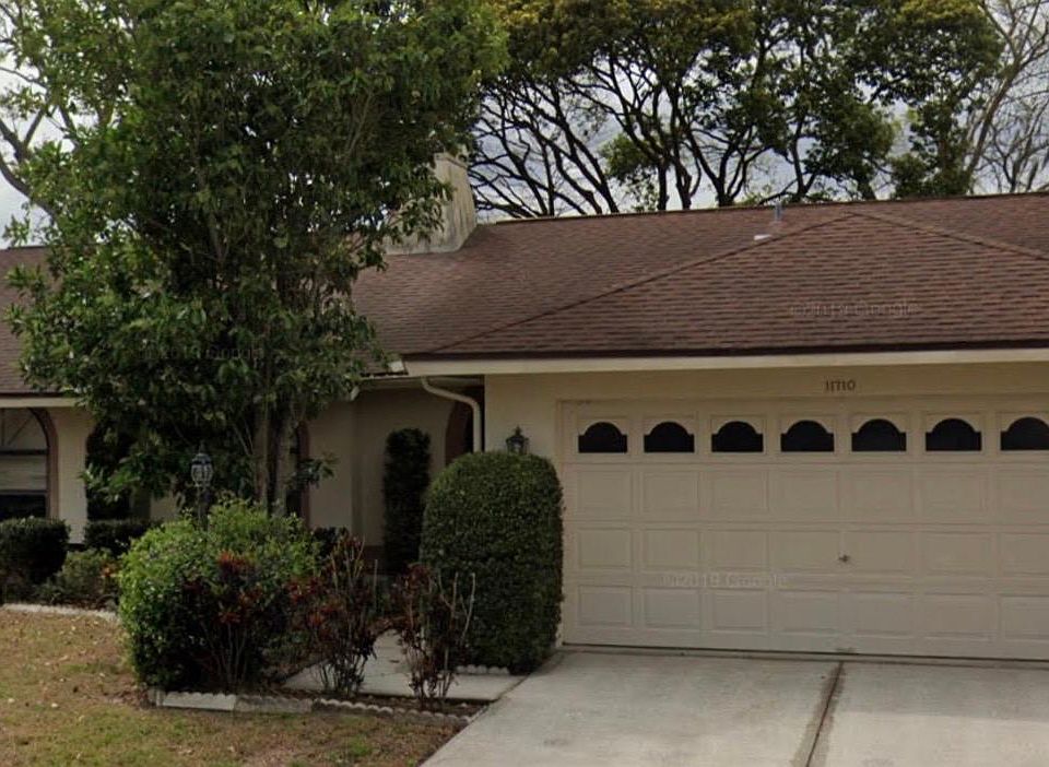 1st image of 11710 Lynmoor Dr