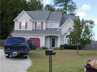 919 Meadowhill Ct, Chesapeake, VA 23320