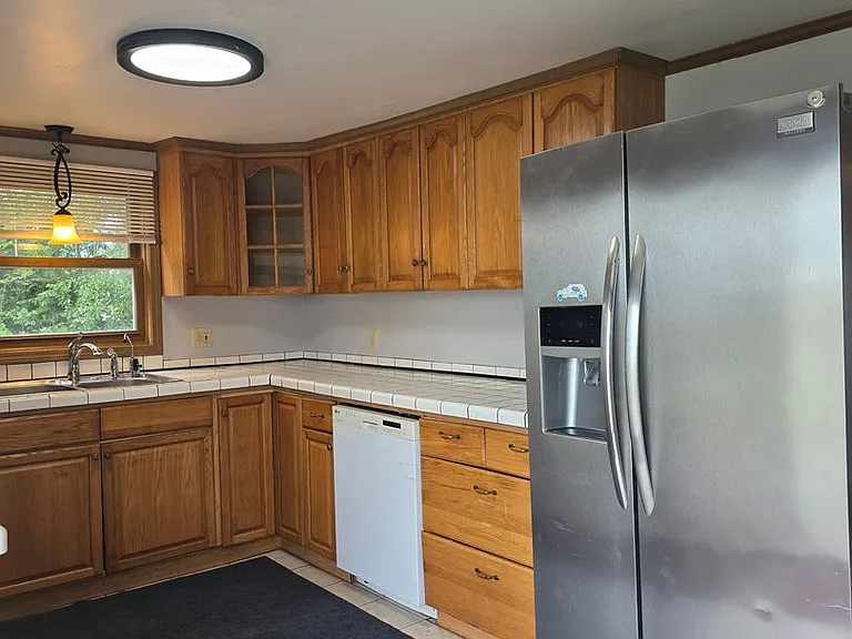 6172 Loe Rd — Photo 11