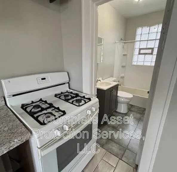 3732 Deodar St — Photo 4