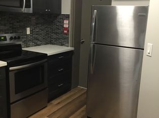 9 Quebec St #103, Oshawa, ON L1H 2K3