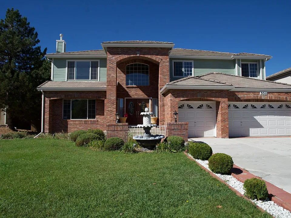 9511 Sand Hill Ct