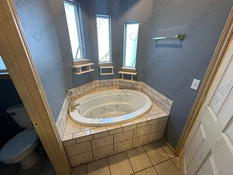 124 Gail Jackson Ct — Photo 12
