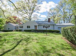 50 Stonehedge Dr S, Greenwich, CT 06831