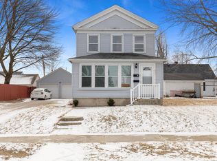 1809 Madison STREET, Manitowoc, WI 54220