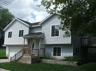 1305 34th St SW, Wyoming, MI 49509