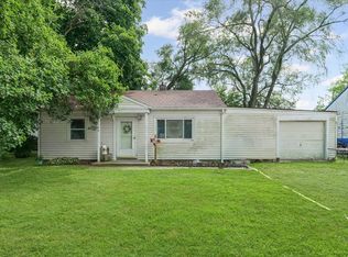 1208 Bel Aire Dr, Rantoul, IL 61866