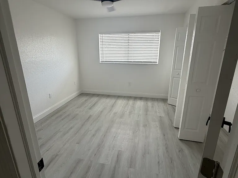 240 W 68th St #207 — Photo 2