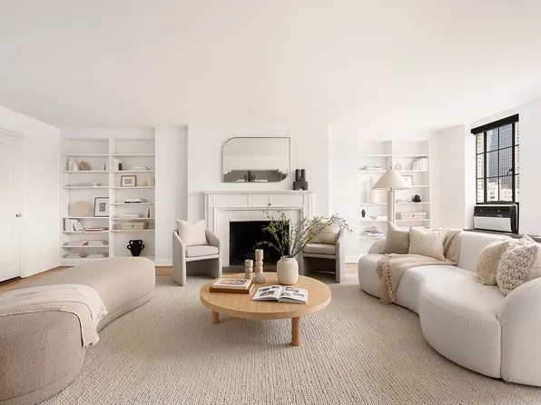 350 W 57th St APT 16J, New York, NY 10019