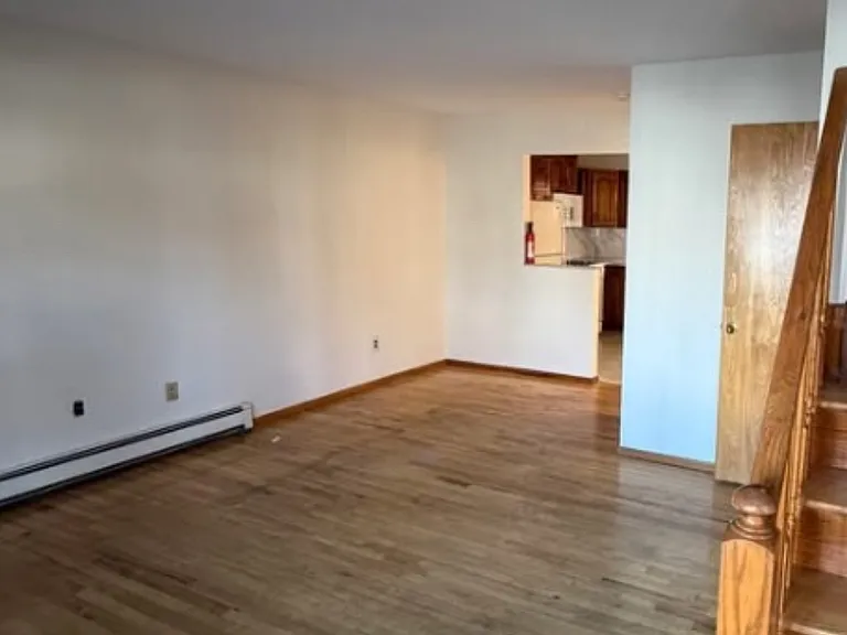 64 Ryan Pl #1 — Photo 3