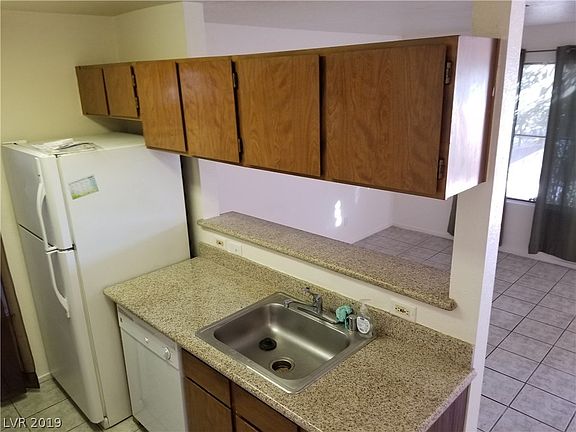 5th image of 3681 Melonies Dr Unit 32