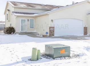 3505 Eagle Run Ln, West Fargo, ND