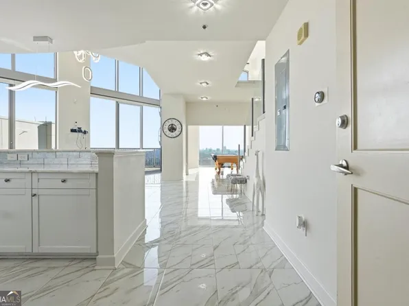 2795 Peachtree Rd NE Unit 2604, Atlanta, GA 30305