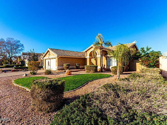 5th image of 7344 E MEDINA Avenue