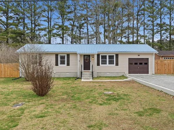 12 Harper Dr, Fayetteville, TN 37334