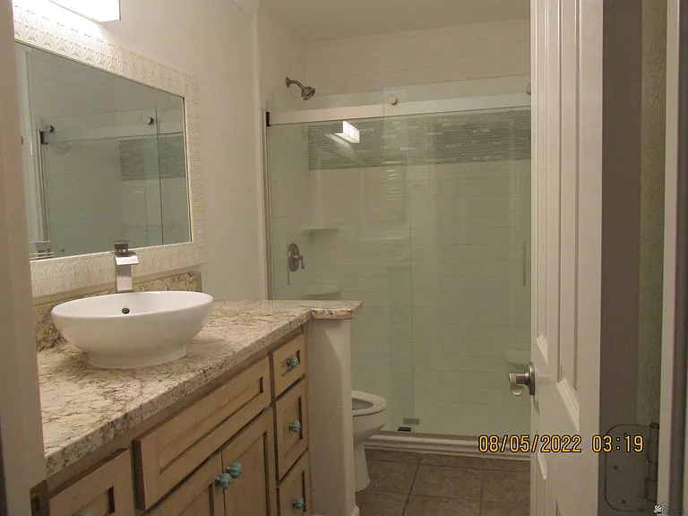 1874 S 37th Ave — Photo 15