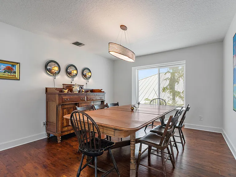 3463 Canal Ct — Photo 17