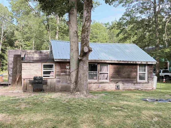 2685 S Whitney Beach Rd, Beaverton, MI 48612