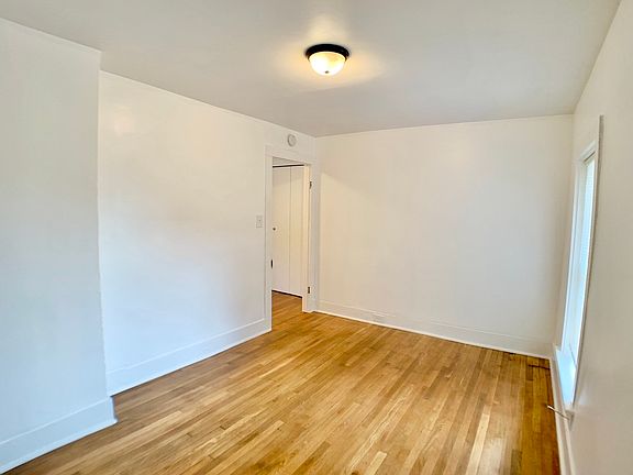 5th image of 20 Galen St