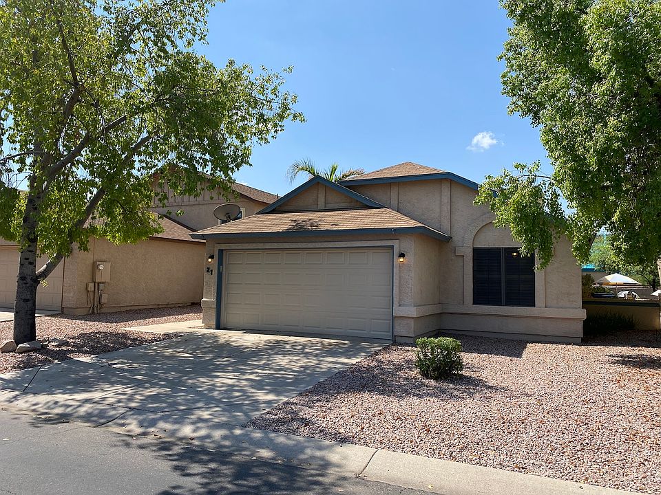 1st image of 921 S Val Vista Dr Unit 21