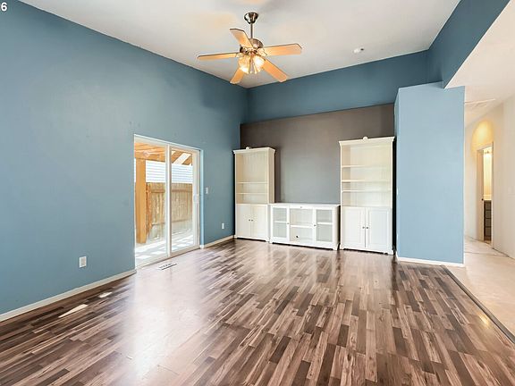 5th image of 710 Mary Dr