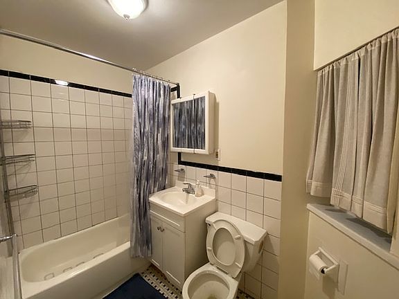 5th image of 309 W 55th St APT 2