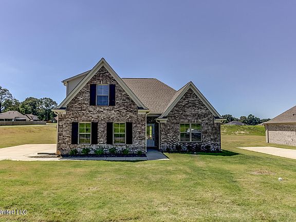 2nd image of 5815 SE Sara Ann Dr