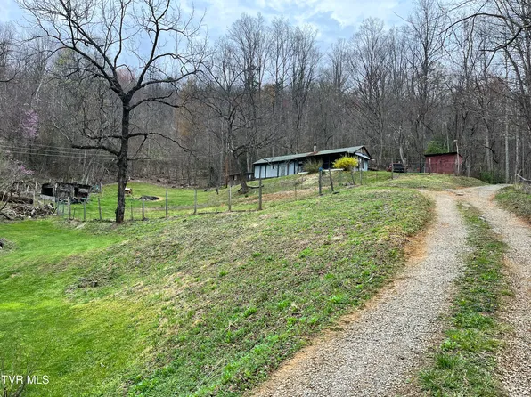 225 Jim Deal Rd, Elizabethton, TN 37643