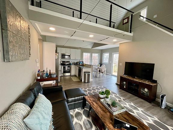 living room / kitchen / dining