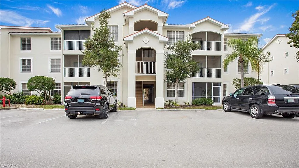 3 bed, 2.0 bath, 1325 sqft, $2,250 — Photo 1