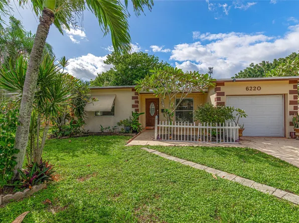 6220 SW 9th Ct, Pompano Beach, FL 33068