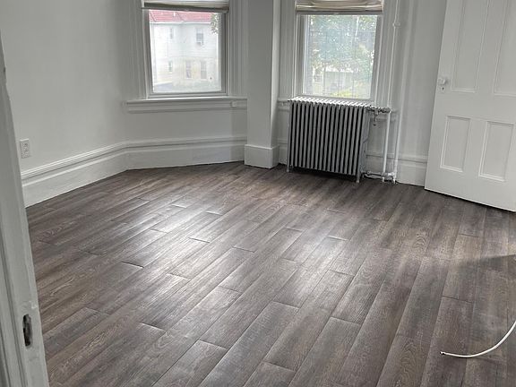 4th image of 258 E Prospect Ave #2B