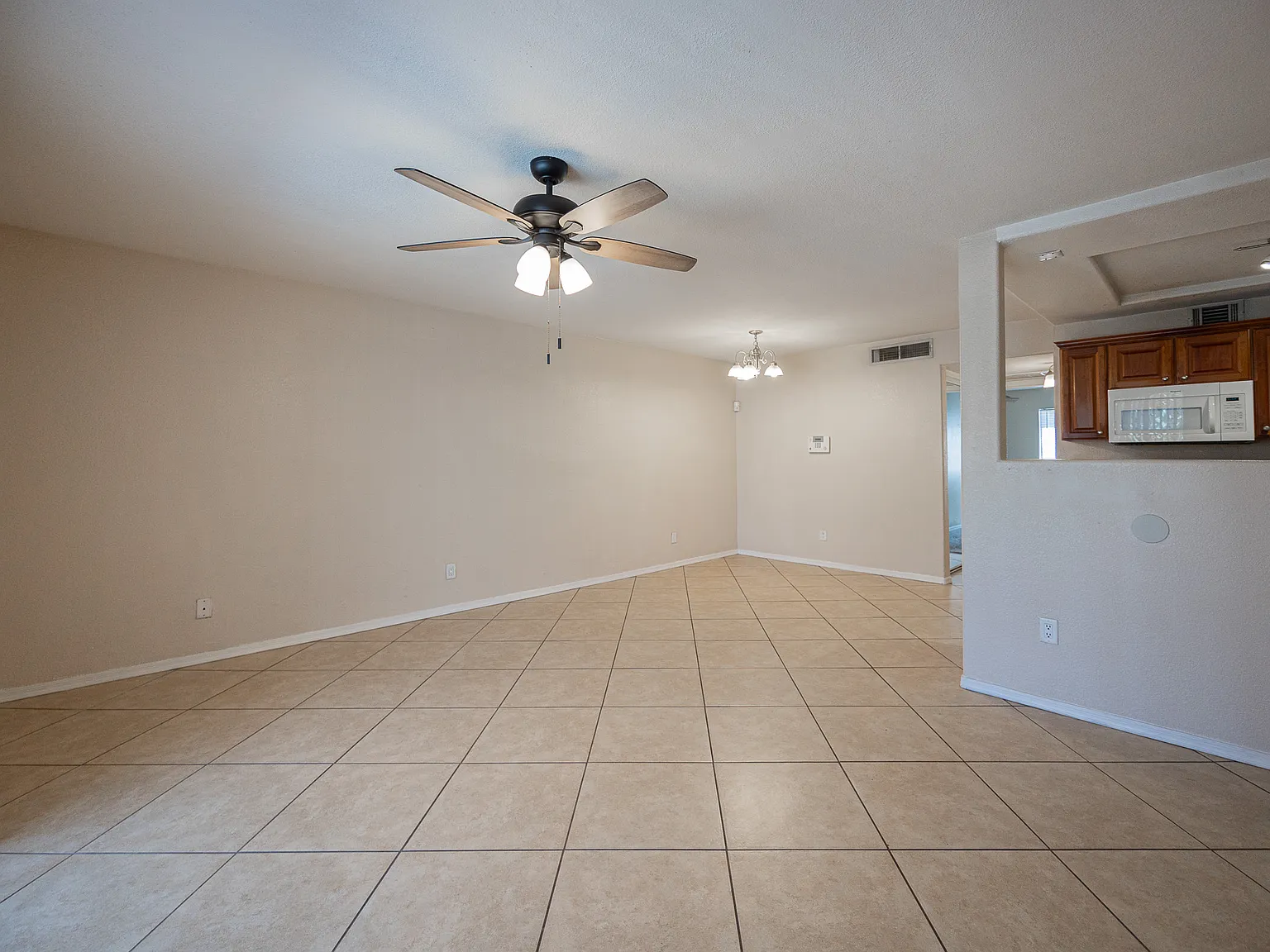 2121 W Royal Palm Rd Unit 1016, Phoenix Az — Photo 4