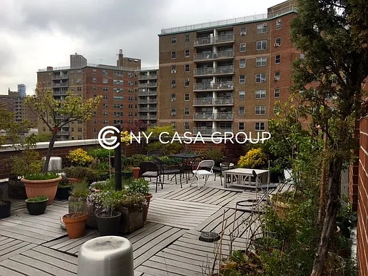 Rented by NY Casa Group | media 20