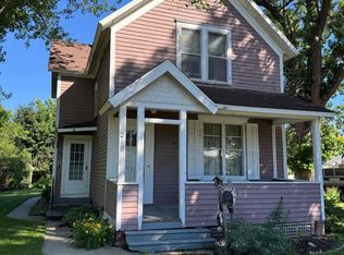 218 W Jewell Ave, Lake City, MN 55041