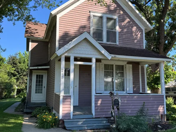 218 W Jewell Ave, Lake City, MN 55041