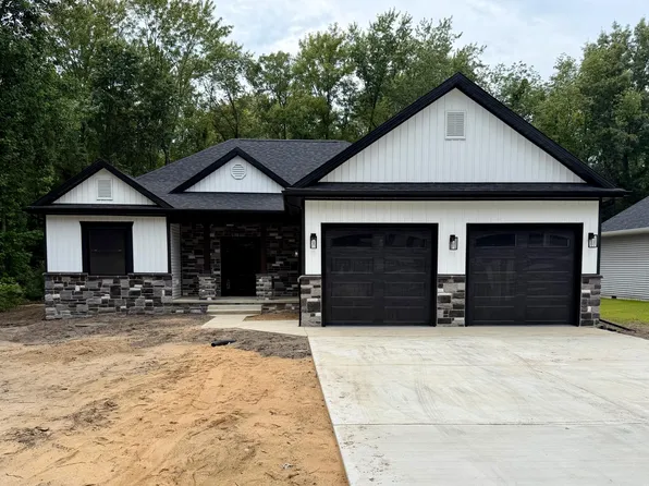 1247 S Roosevelt Rd, Knox, IN 46534