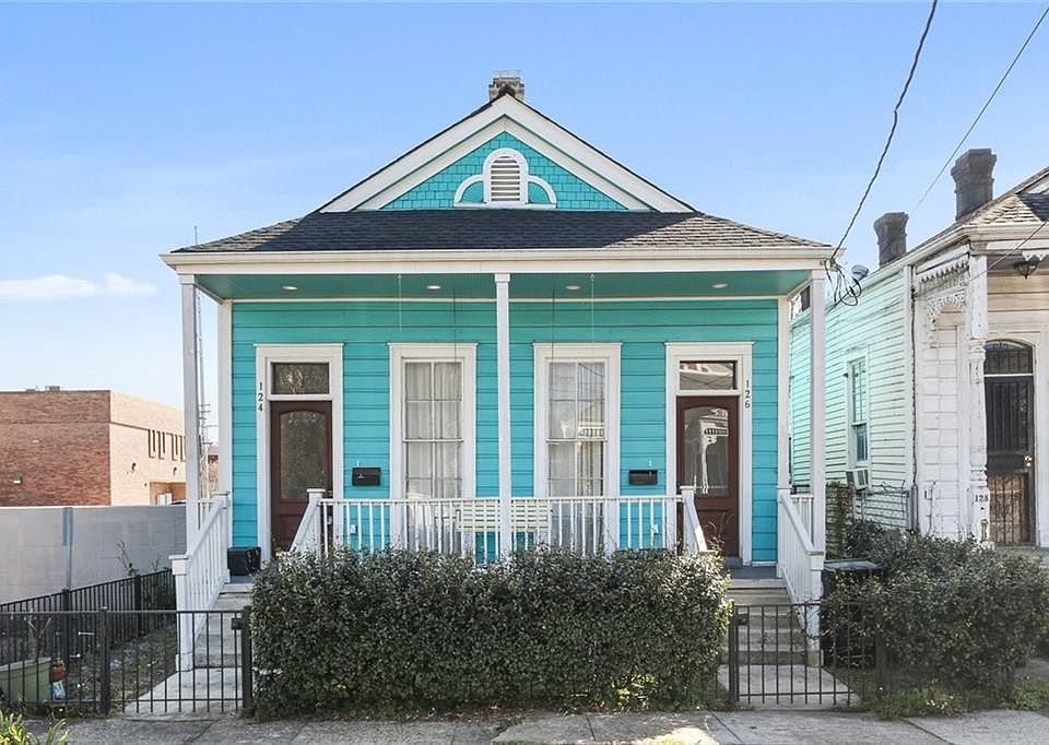 1st image of 124-26 S Dupre St
