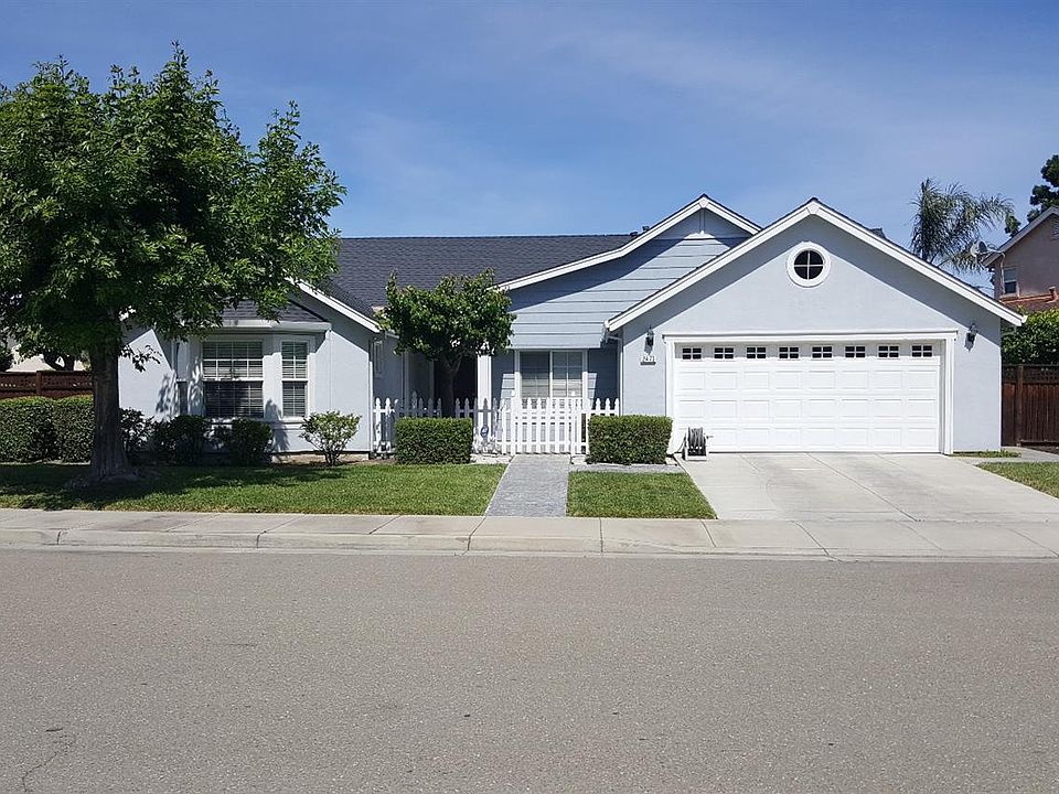 1st image of 2473 Dorset Ln